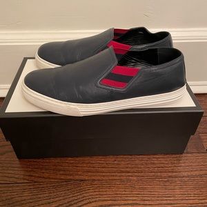 Gucci slip on shoes